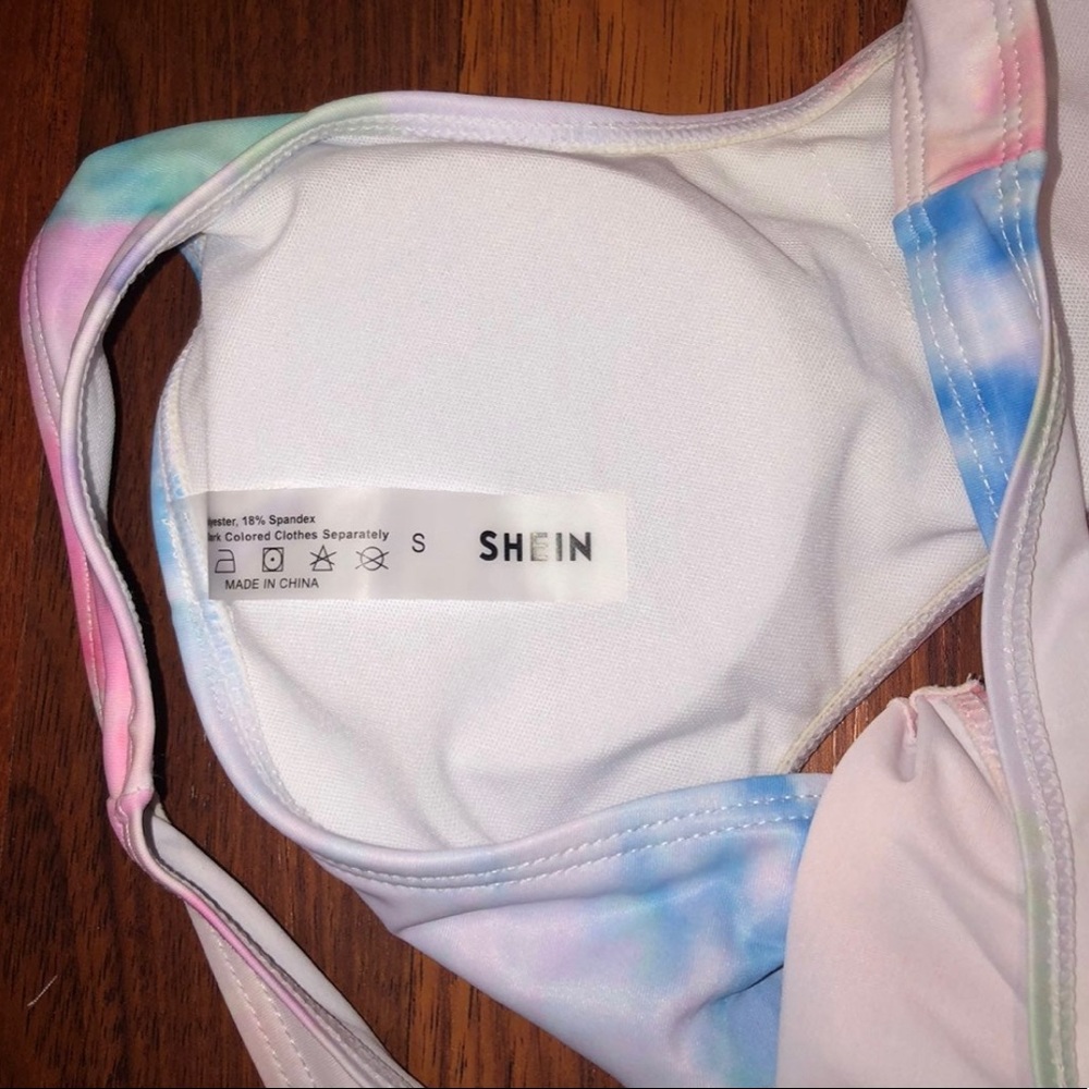 Shein swimsuit - Picture 4 of 5